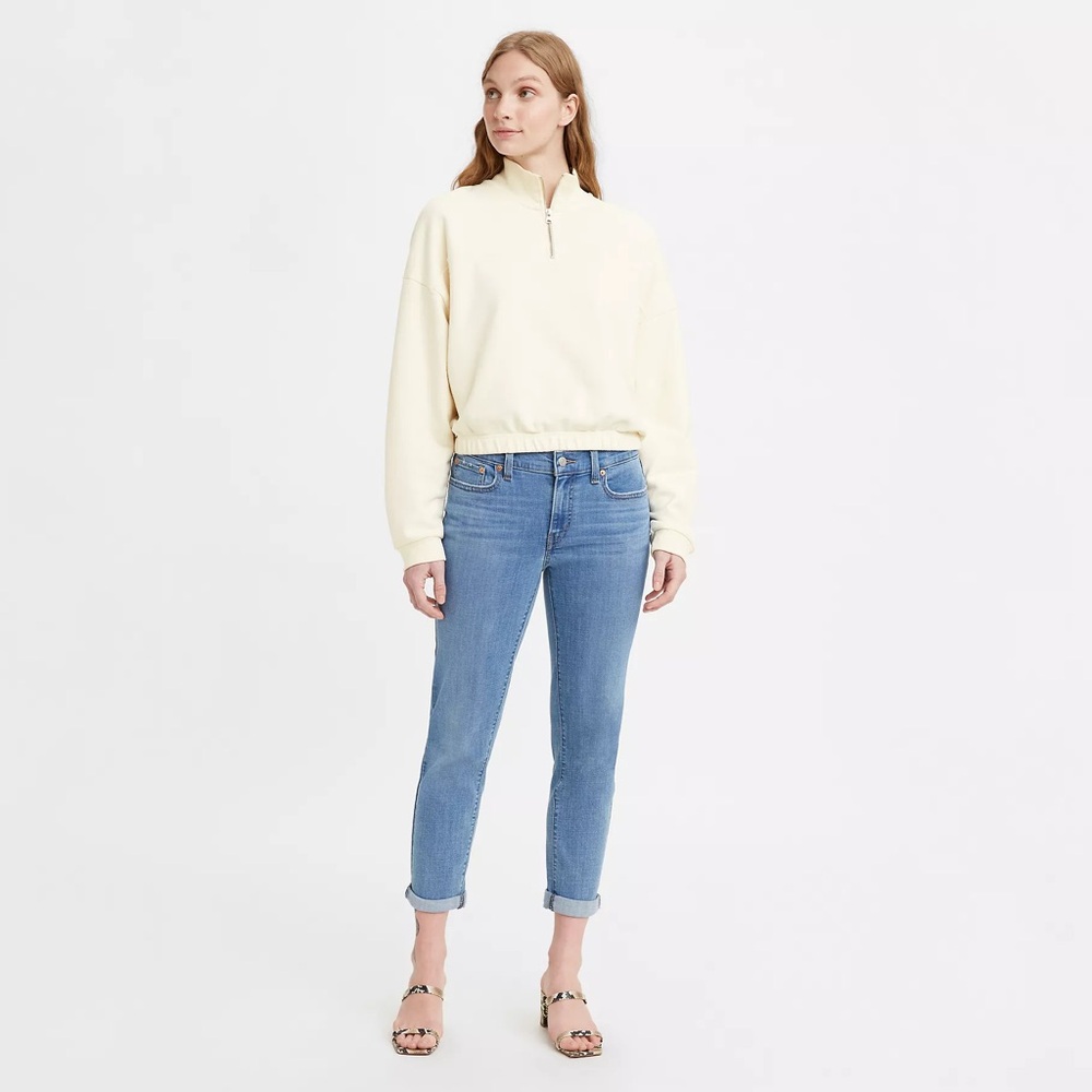 BOYFRIEND MID RISE WOMEN'S Levi’s JEANS size 27 worn once lapis medium wash